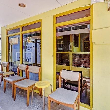 Hotel Kalimantan Сурабая Екстер'єр фото