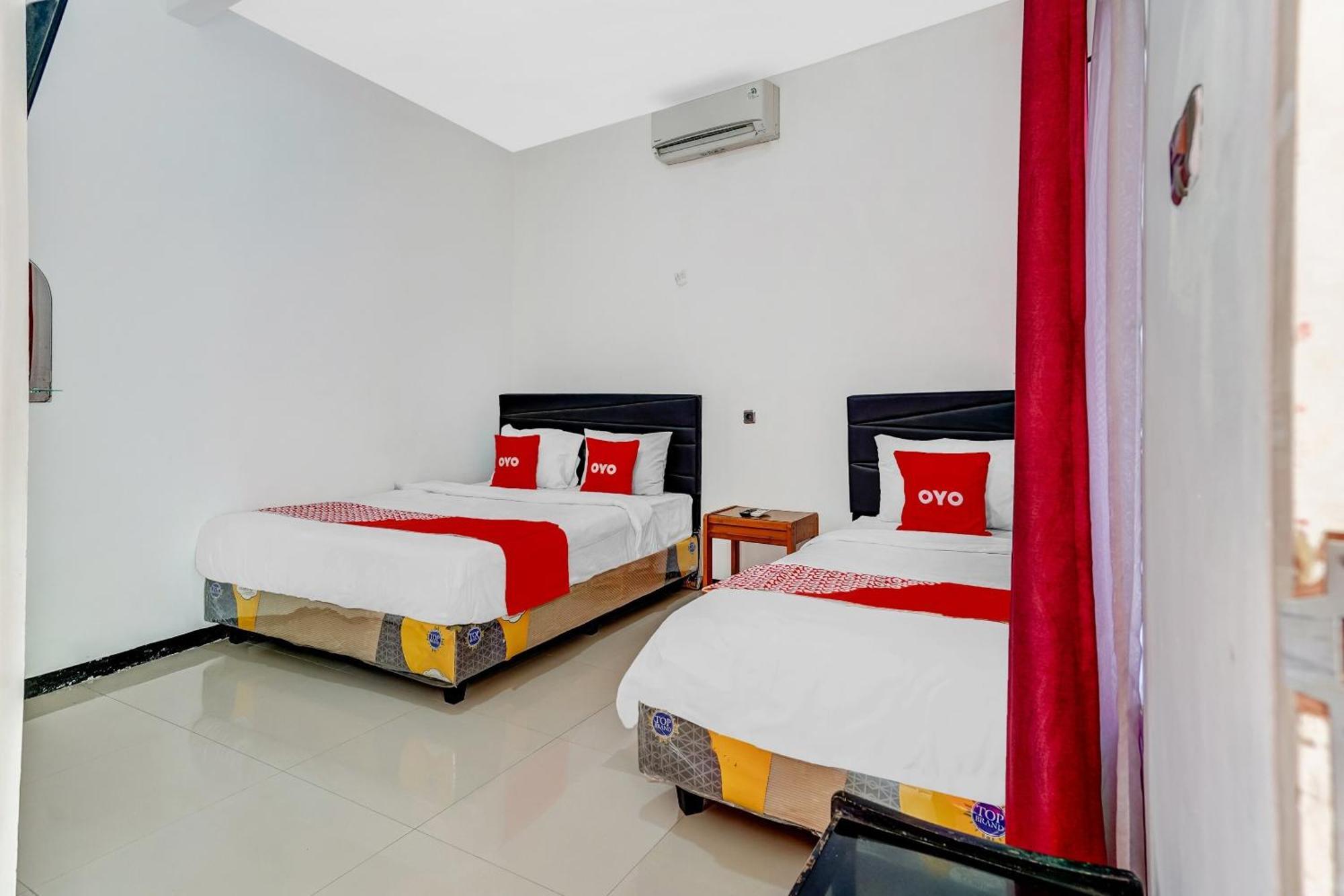 Hotel Kalimantan Сурабая Екстер'єр фото