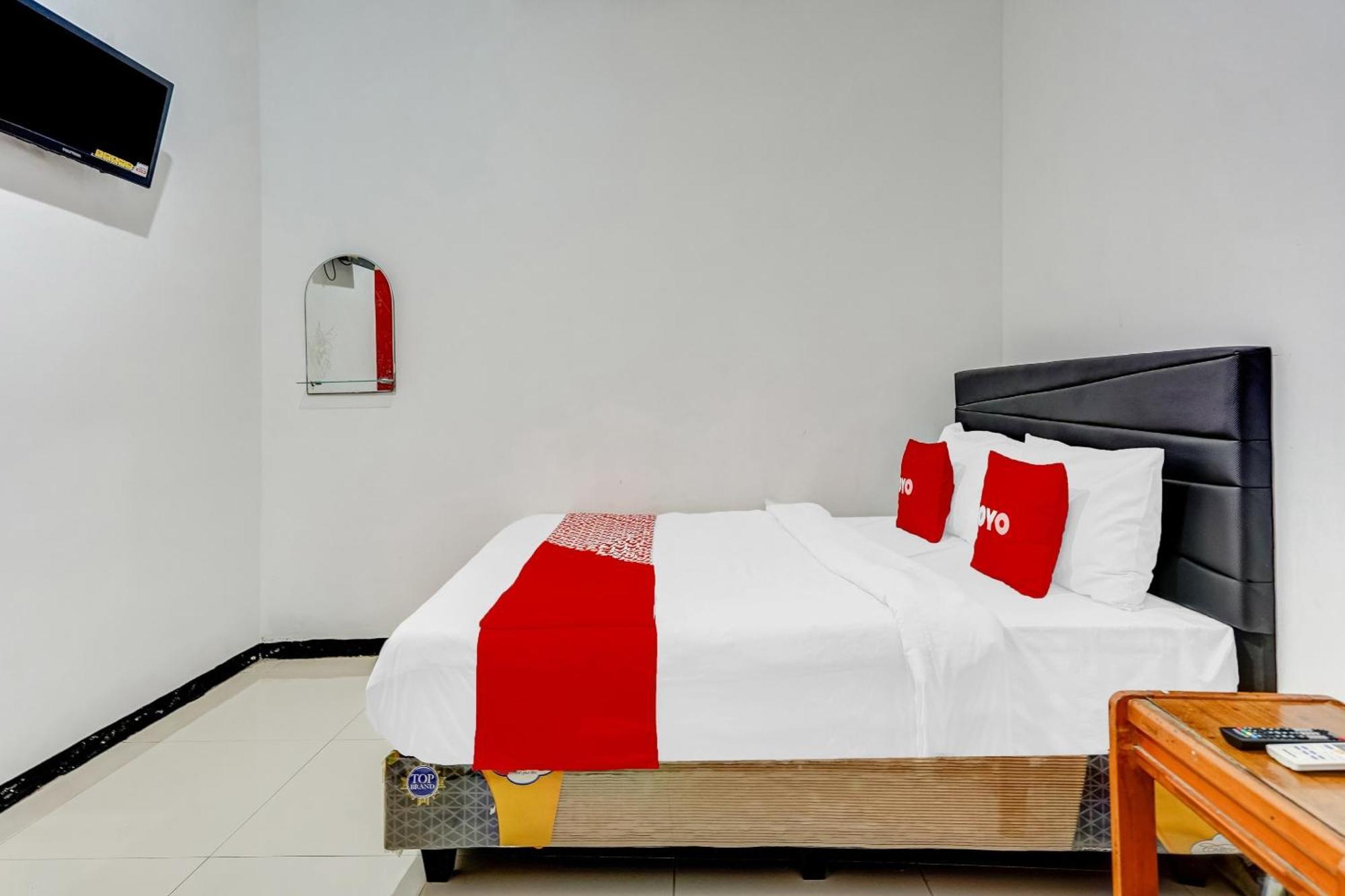 Hotel Kalimantan Сурабая Екстер'єр фото